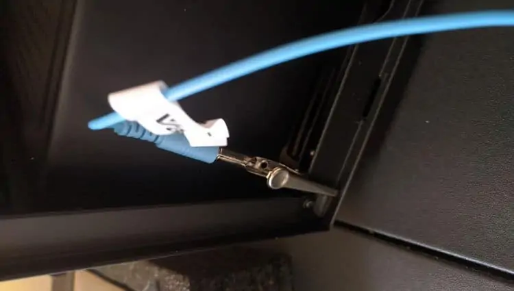 How To Build A PC For Beginners - Step By Step Guide 3 AntiStatic-ground