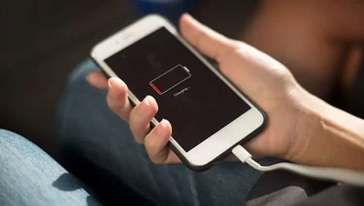charging-in-hand