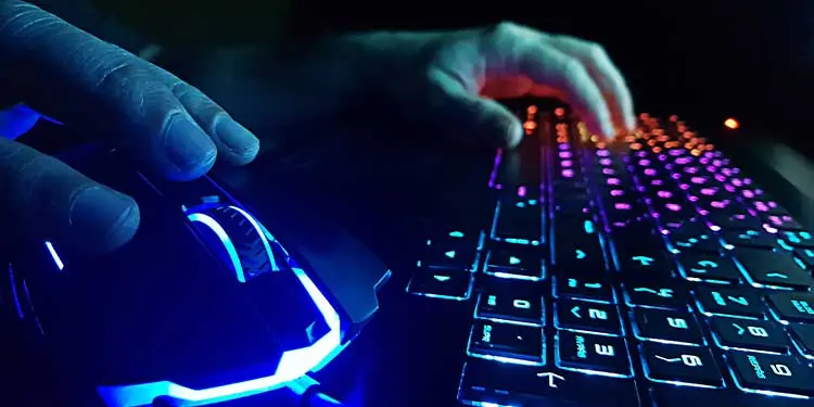 Keyboard Keeps Disconnecting And Reconnecting? Here's How to Fix it 9 How-to-Turn-on-Keyboard-Lights