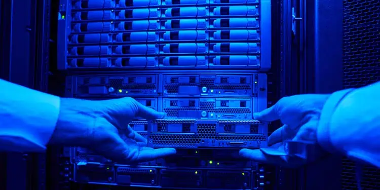 cloud-storage-servers-1