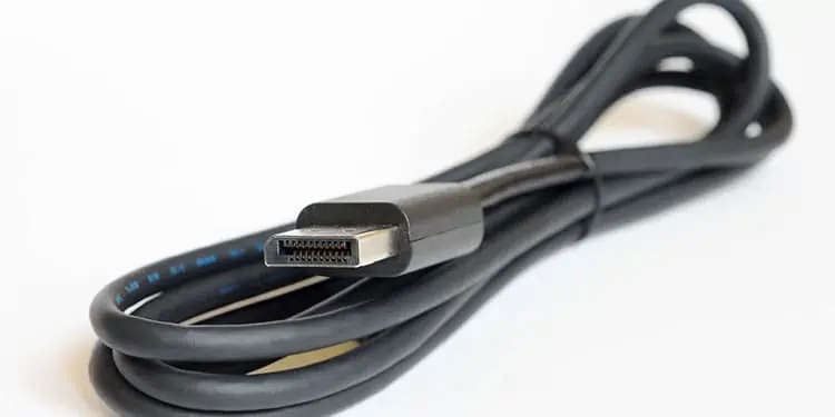 DisplayPortCable