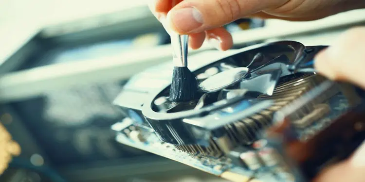 10 Ways on How To Optimize Your GPU 39 cleaning-tilt-of-GPU-FAN