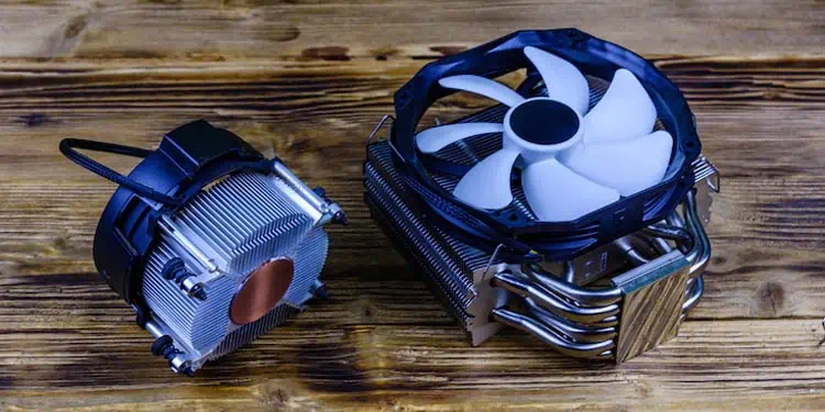 How To Clean A CPU Without Damaging it 2 cpu-cooler-fan-heatsink-seperated