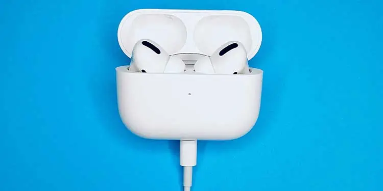 8 Ways to Fix One AirPod Not Working Issue (Left or Right) 1 AirPods-Charging