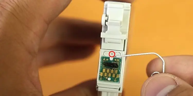 New Ink Cartridge Not Working? 5 Ways to Fix it 8 printer-cartridge