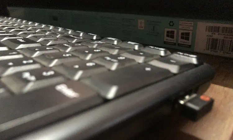 How to Pair Logitech Keyboard (Beginner's Guide) 18 unifying-receiver-keyboard
