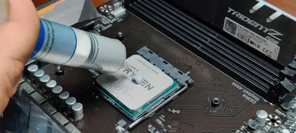 apply-thermal-paste