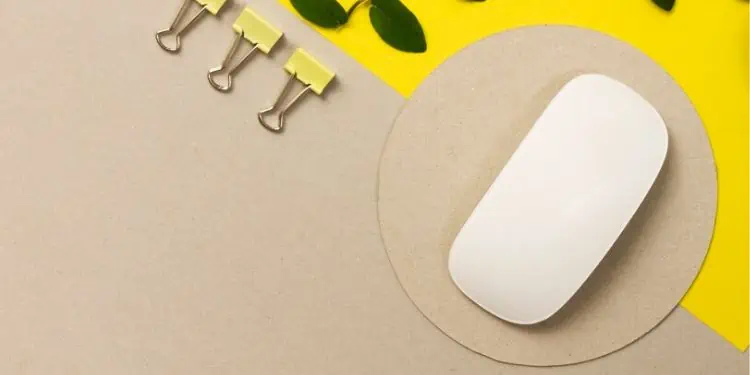10 Best Mouse Pad Alternatives 12 mouse-above-cardboard