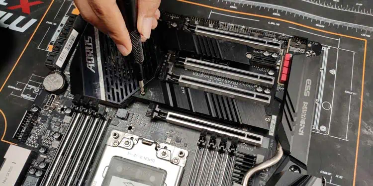 How to Install a Second SSD 8 m2-ssd-heatsink-shield