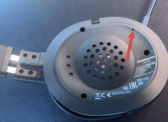 Computer Not Detecting Microphone? Try These 10 Fixes 19 steelseries-mic-reset-rotated