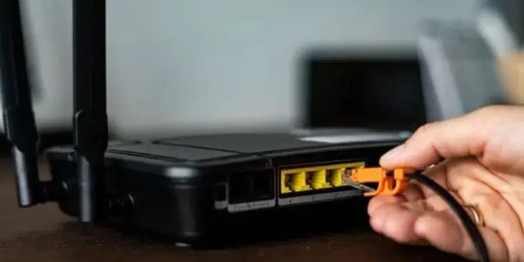 Laptop Keeps Disconnecting From WiFi? How to Fix It 26 ethernet-connection-laptop-disconnecting-wifi