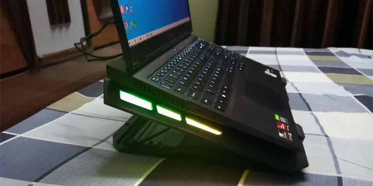 How to Safely Use Laptop on Bed Without Overheating It 1 laptop-cooling-pad