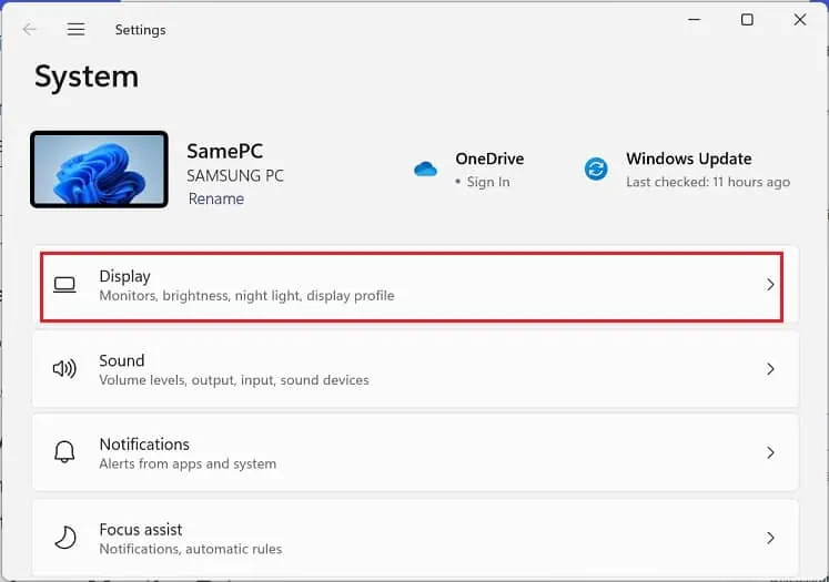 “Input Signal Out of Range” on Monitor? Try These 6 Fixes 28 open-settings-and-go-to-display
