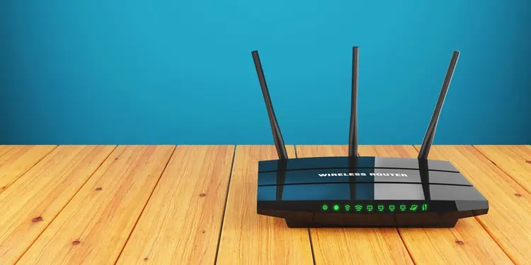 How to Boost Wi-Fi Signal Through Walls 4 router-with-three-antennas