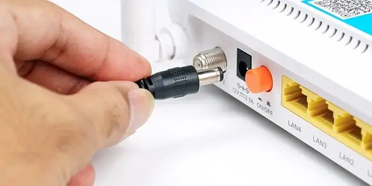Fix: My Computer Won’t Connect to the Internet But Others Will 1 Power-Cycle-Router