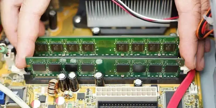 RAM Slot Not Working on My Motherboard - How to Fix it? 1 inserting-RAM-slots-alternatively