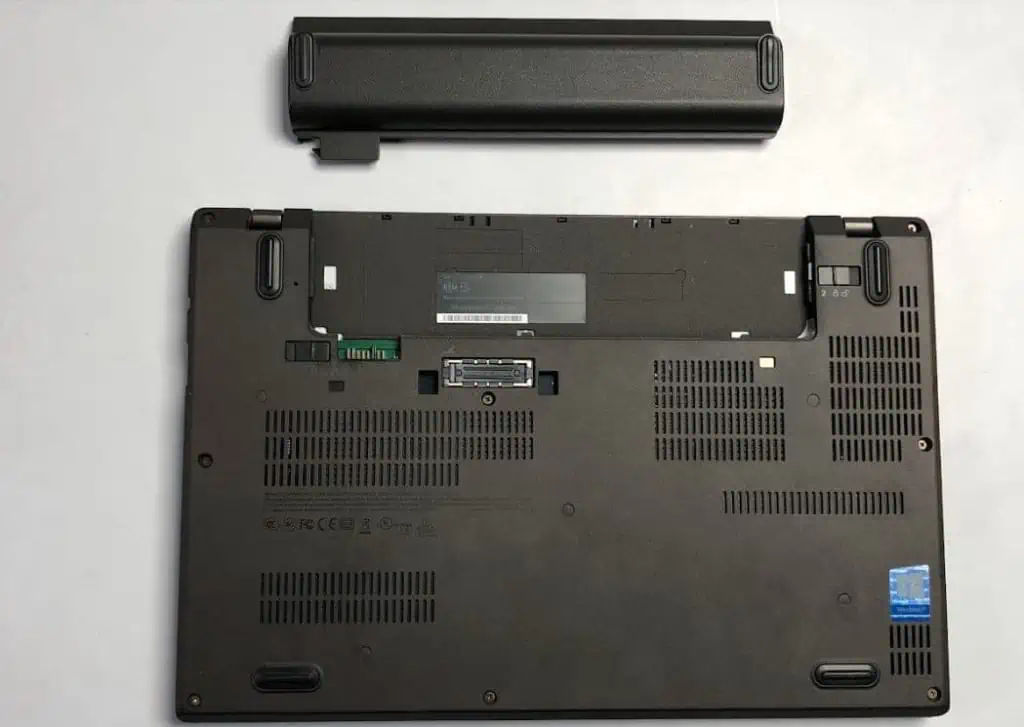 8 Ways to Fix : Default Boot Device Missing or Boot Failed 4 lenovo-battery-1024x727