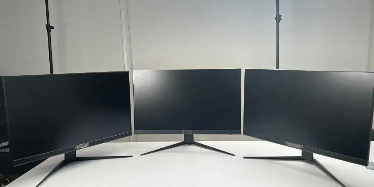 setting-up-triple-monitors