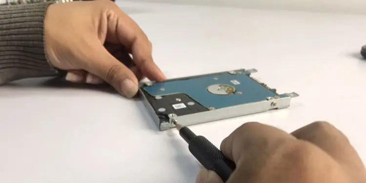 How to Fix HP Caps Lock Blinking (9 Proven ways) 6 tighten-the-brackets