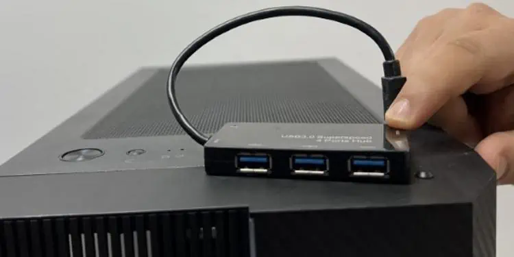 USB-hub-Custom-1