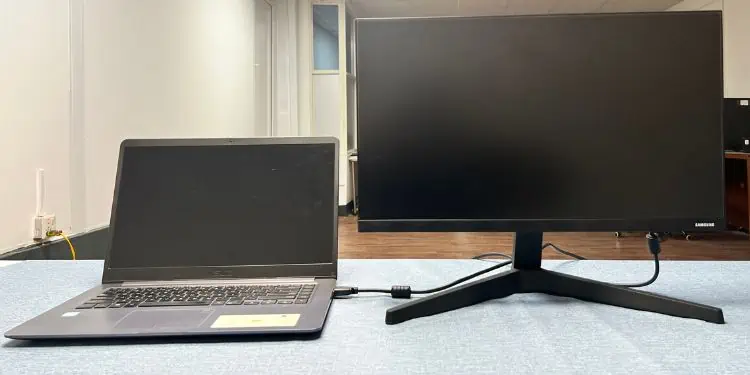 Display Not Working on Laptop? 9 Ways to Fix It 3 connect-to-an-external-monitor-to-check-issues