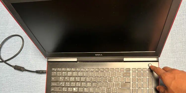 14 Ways to Solve a Black Screen on Your Dell Laptop 4 dell-power-button-for-3-to-5-seconds