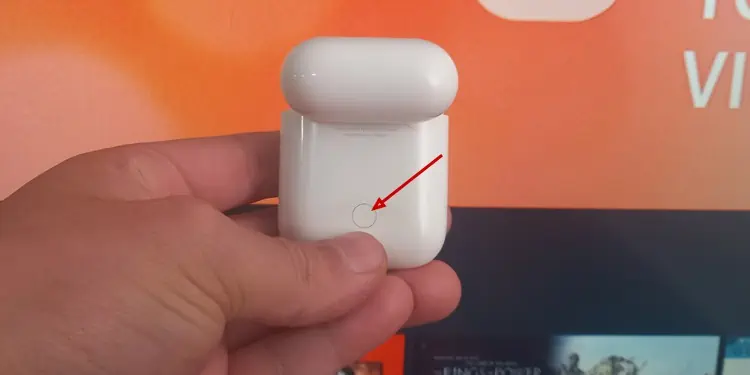How to Connect AirPods to Samsung TV? (Step-by-Step Guide) 4 pairing-button-in-airpods