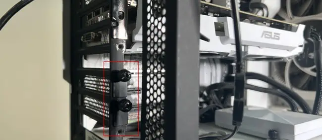 pcie-slot-covers-on-back-panel