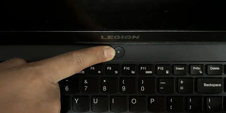 Lenovo Battery Not Charging? Try These Fixes 7 press-and-hold-power-button-lenovo