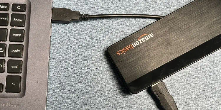 reconnect-usb-hub-to-pc