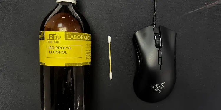 razer-clean-using-isopropyl-alcohol