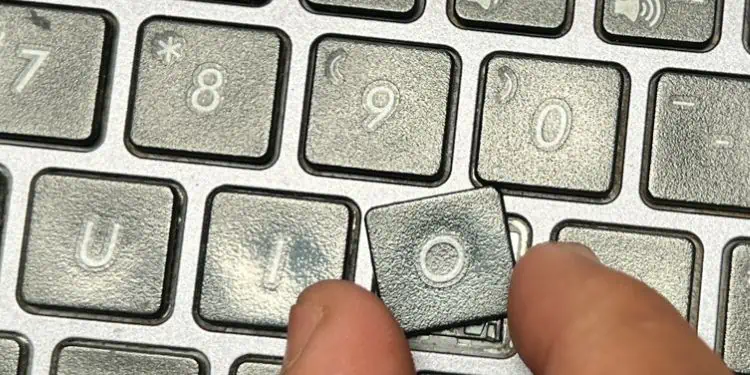12 Ways to Fix Keyboard Not Working on Dell Laptop 35 reattch-key-in-laptop-keyboard