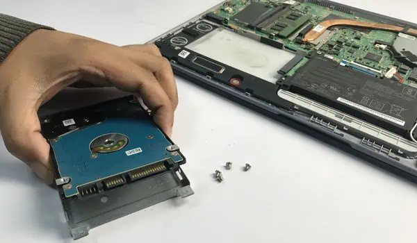 remove-hard-drive-from-caddy