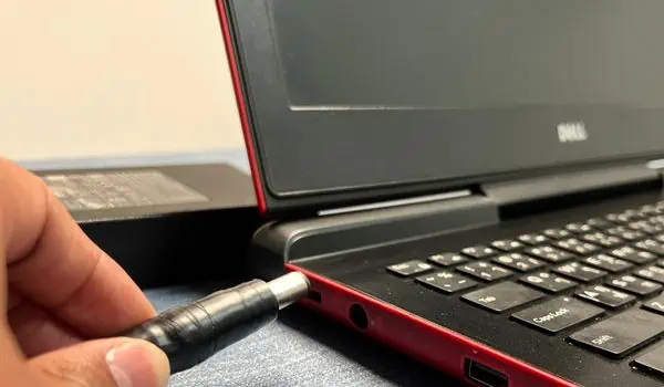 Amber or Orange Light Blinking on Dell Laptop? 16 Ways to Fix It 2 unplug-dell-ac-adapter