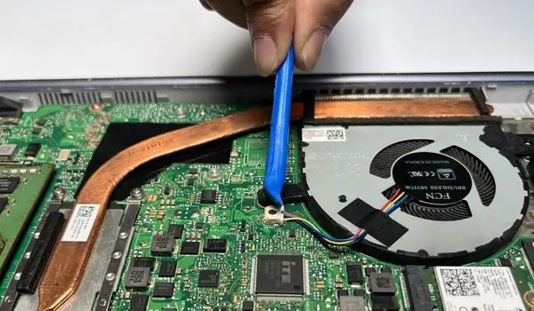 unplug-fan-connector