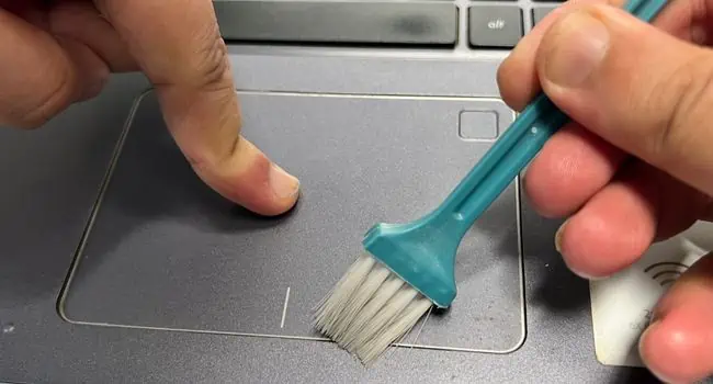 clean-touchpad-brush