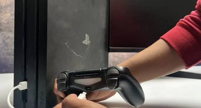 How to Use Monitor Without PC? Detailed Guide 15 connect-micro-usb-to-ps-controller
