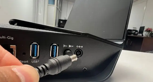 disconnect-power-adapter-from-router