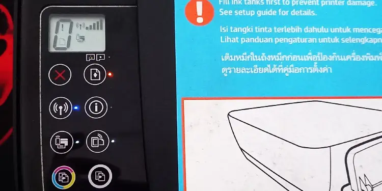 exclamation-and-paper-sign-inside-zero