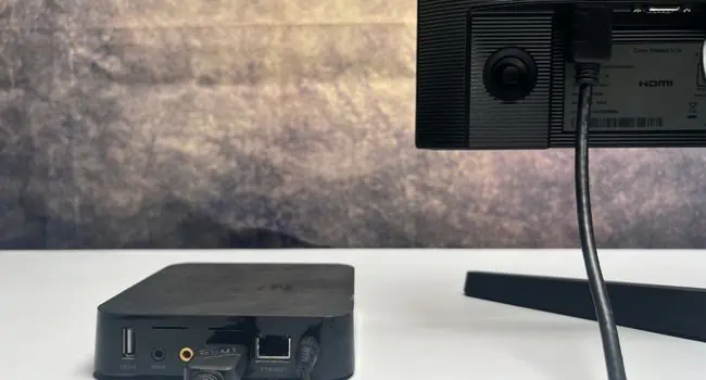 How to Use Monitor Without PC? Detailed Guide 25 hdmi-connection-set-top-box-and-monitor