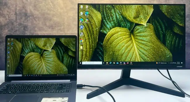 How to Use Monitor Without PC? Detailed Guide 5 laptop-to-monitor-connection-established
