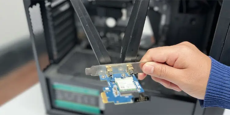 USB Vs PCIe Wi-Fi—Which One is Better? 2 pcie-wifi-adapter