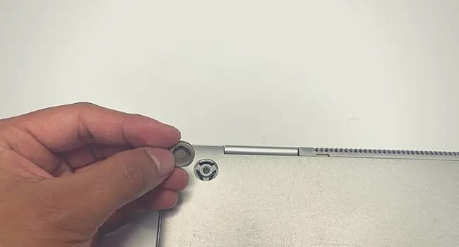 remove-rubber-pads