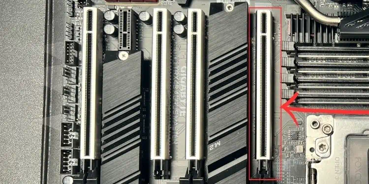 seat-graphics-card-in-first-pcie-slot