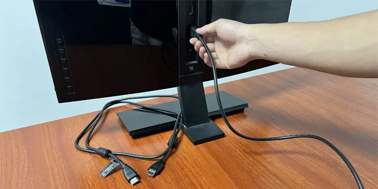 7 Ways to Fix “No Signal” in BenQ Monitor 3 try-using-another-display-cable