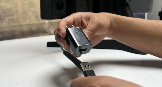 How to Use Monitor Without PC? Detailed Guide 30 usb-a-to-charger-adapter