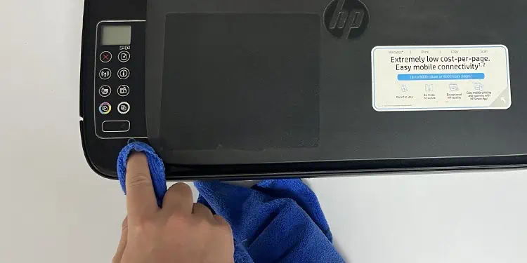 How to Clean a Printer (Complete Guide) 6 rub-stains-on-printer-exterior