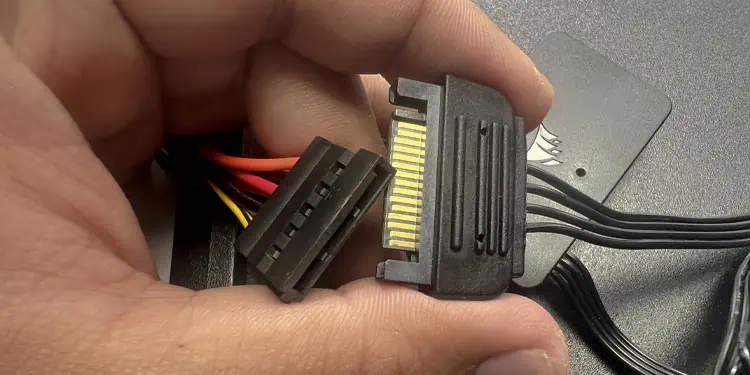 sata-power-connection-rgb