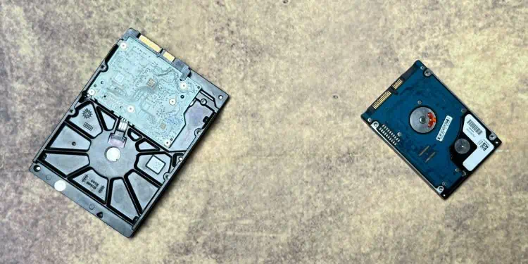 How to Install a Hard Drive? (Step-By-Step Guide) 1 3.5-vs-2.5-hdd