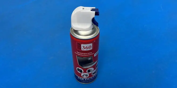 How to Clean USB-C Port Safely 2 aerosol-spray-canned-compressed-air-can